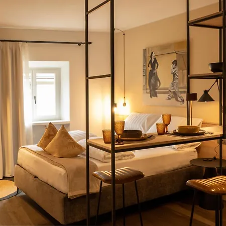 Homestay Palazzo Orne - Esclusive *