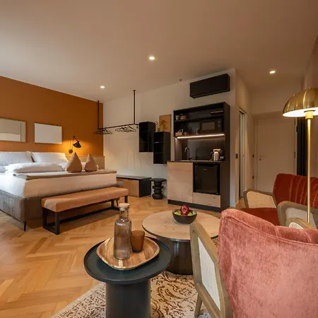 Homestay Palazzo Orne - Esclusive